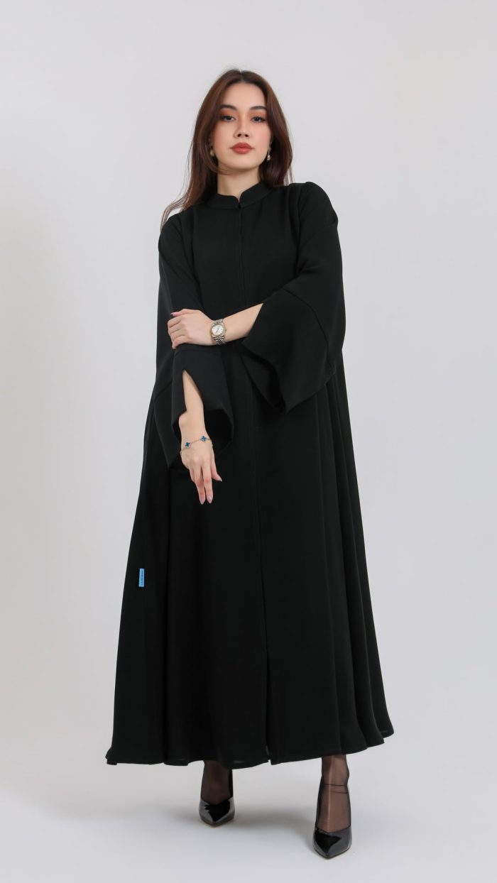 ⁦G5 كلوش ساده بقصة ناعمه علي الأكمام⁩ - الصورة ⁦5⁩