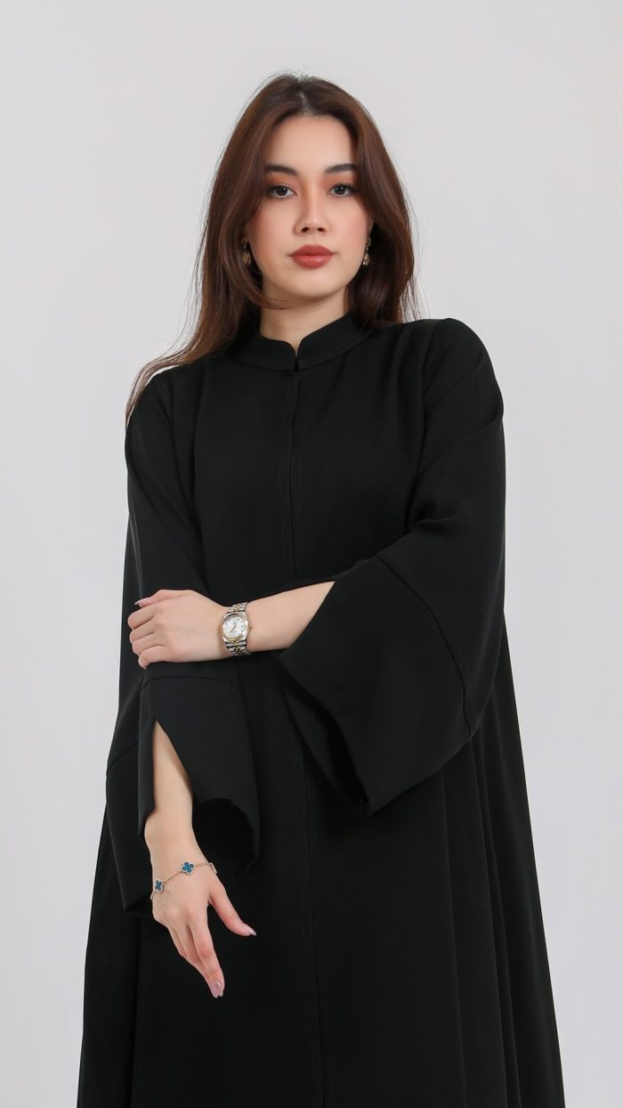 ⁦G5 كلوش ساده بقصة ناعمه علي الأكمام⁩ - الصورة ⁦6⁩